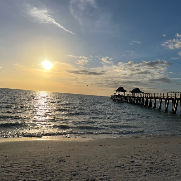 Meet your Posher, - Picture 1 of 1